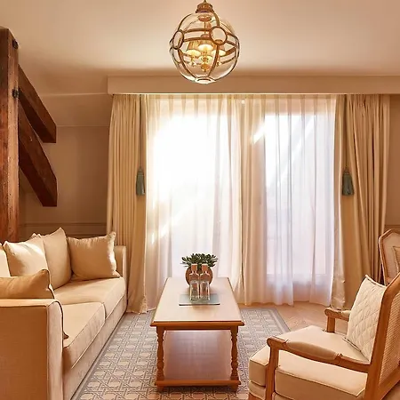 Chais Monnet&spa 5* Cognac