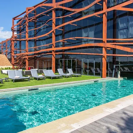 Chais Monnet & Hotel