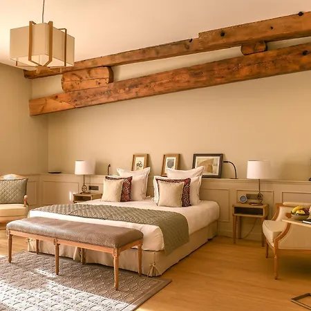 מלון Chais Monnet & 5*