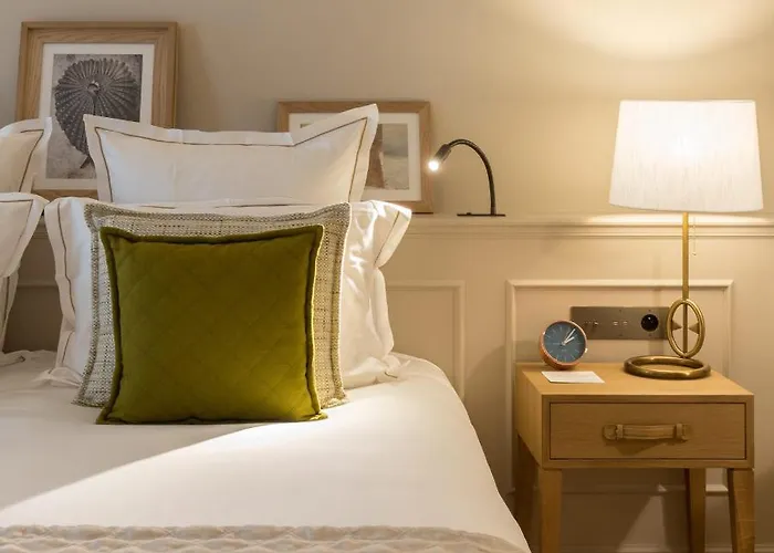 Otel Chais Monnet & 5*